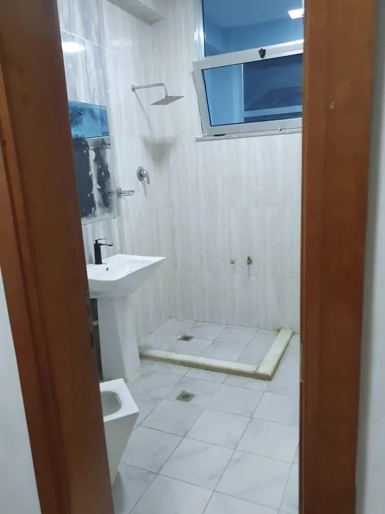 Revo Guest House Аддис-Абеба