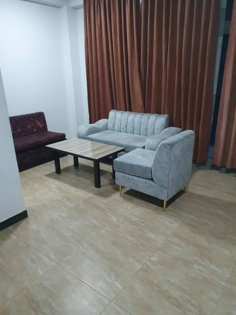 Revo Guest House Аддис-Абеба
